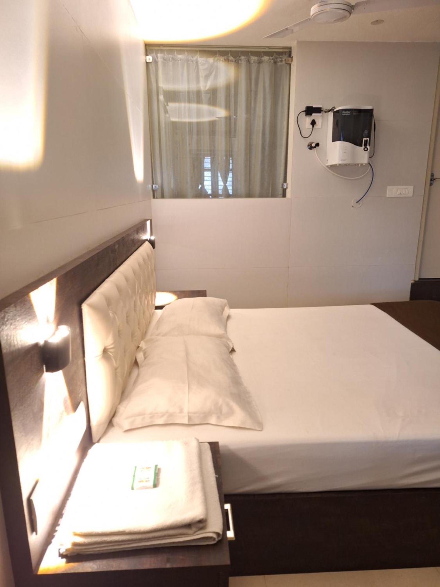 Suvarna Grande Homes Mangalore Room photo
