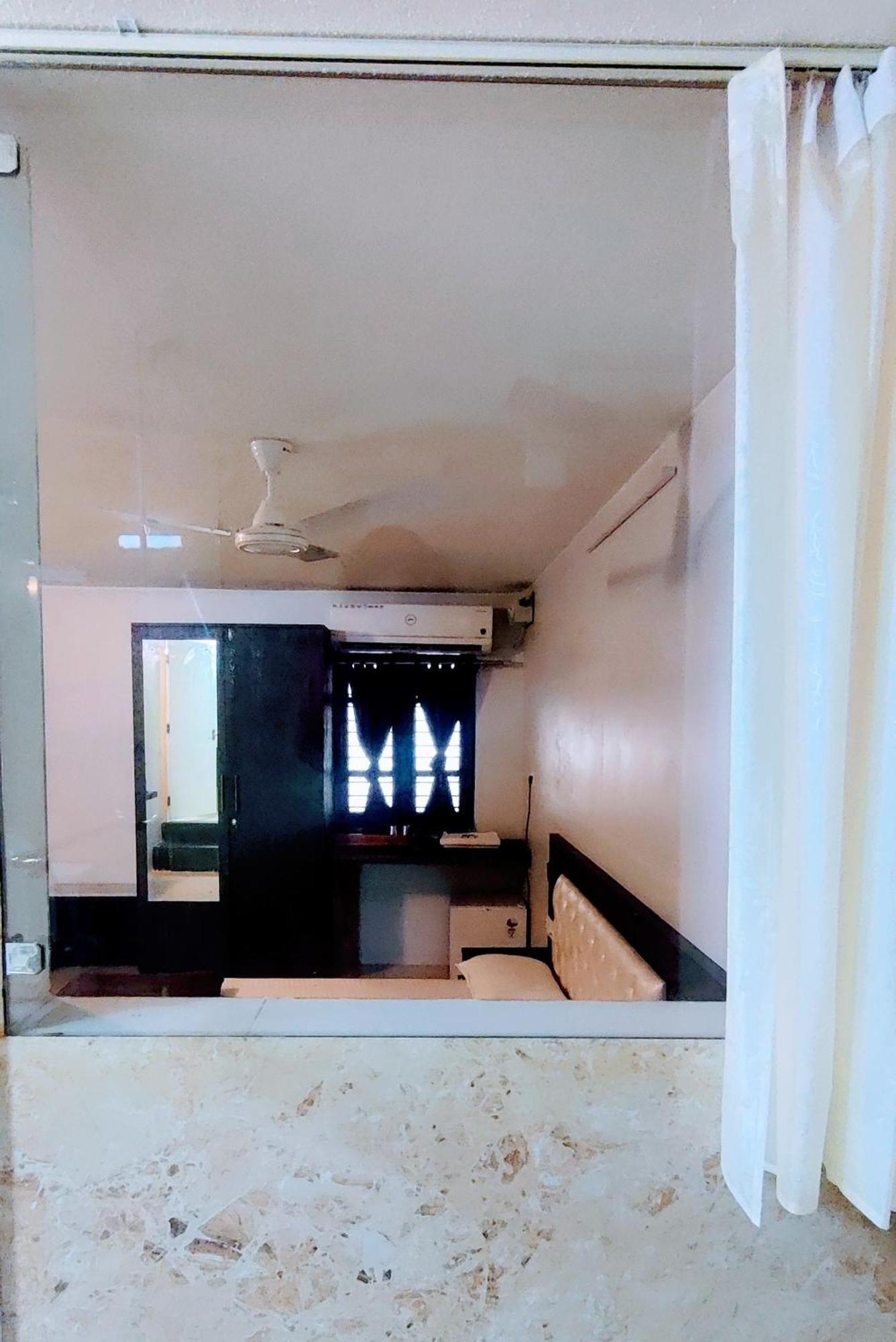 Suvarna Grande Homes Mangalore Room photo