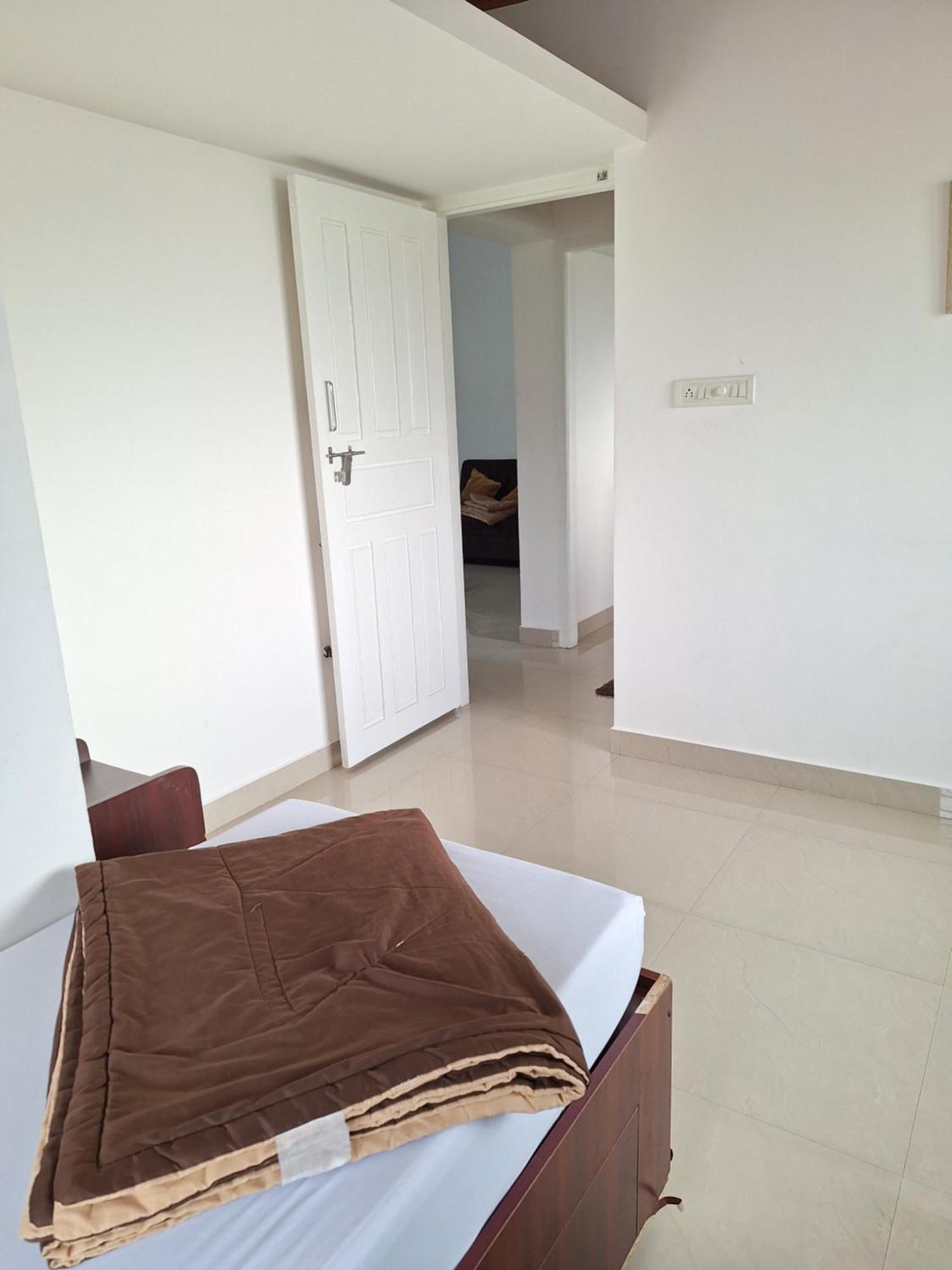 Suvarna Grande Homes Mangalore Room photo